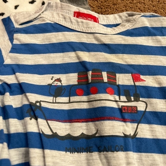 Bundle of 3 0-3 Months One piece Pajamas - Picture 2 of 5